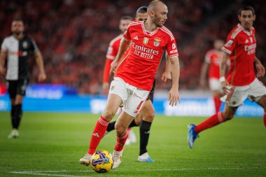 Fredrik Aursnes Liga Portekiz maçında SL Benfica ile SC Farense arasında Estadio Da Luz, Lizbon, Portekiz 'de oynanan maçta. (Maciej Rogowski)