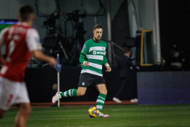 Sebastian Coates, Taca Da Liga sırasında (Allianz Kupası) Estadio Municipal de Leiria - Estadio Dr. Magalhaes Pessoa, Leiria, Portekiz 'de Sporting CP ve SC Braga arasında oynanan ilk yarı final maçı. (Maciej Rogowski)