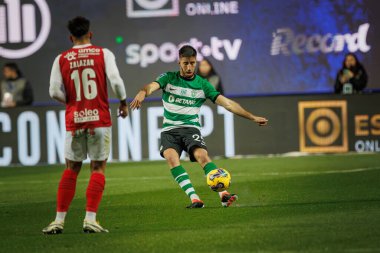 Goncalo Inacio, Taca Da Liga (Allianz Kupası) sırasında Estadio Municipal de Leiria - Estadio Dr. Magalhaes Pessoa, Leiria, Portekiz - Sporting CP ve SC Braga arasında oynanan ilk yarı final maçı. (Maciej Rogowski)