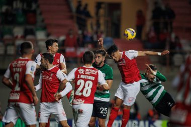 Estadio Municipal de Leiria 'daki Sporting CP ile Sporting Clube de Braga arasında oynanan ilk yarı final maçı olan Taca Da Liga 23 / 24 (Allianz Kupası) sırasında takımlar Estadio Dr. Magalhaes Pessoa, Leiria, Portekiz. (Maciej Rogowski)