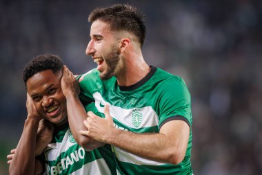 Geny Catamo, Liga Portugal 'ın Casa Pia AC, Estadio Jose Alvalade, Lizbon, Portekiz maçında attığı 23 / 24' lük golü kutluyor. (Maciej Rogowski)