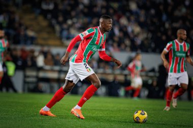 Liga Portekiz maçında Johnstone Omurwa, Estadio Dom Afonso Henriques, Guimaraes, Portekiz 'de Vitoria Sport Clube ile CF Estrela Amadora arasında 23 / 24 maç oynadı. (Maciej Rogowski)