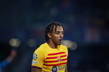 Jules Kounde UEFA Şampiyonlar Ligi 'nde SSC Napoli ile FC Barcelona arasında oynanan 23 / 24 maçında Stadio Diego Armando Maradona, Napoli, İtalya. (Maciej Rogowski)