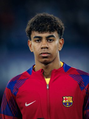 Lamine Yamal, UEFA Şampiyonlar Ligi 'nde SSC Napoli ile FC Barcelona arasında oynanan 23 / 24 maçında Stadio Diego Armando Maradona, Napoli, İtalya. (Maciej Rogowski)