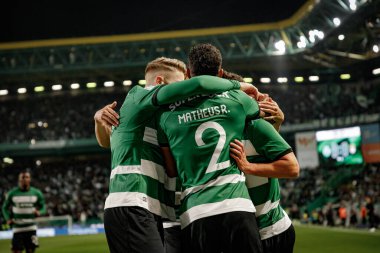 Pedro Goncalves, Portekiz 'in Lizbon kenti Estadio Jose Alvalade' de Sporting CP ile SL Benfica arasında oynanan 23 / 24 yarı final maçında attığı golü kutluyor. (Maciej Rogowski)