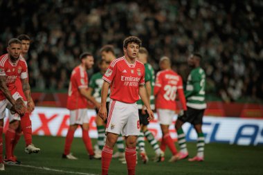Joao Neves, Portekiz 'in Taca de Portugal maçı sırasında Portekiz' in başkenti Lizbon 'da Estadio Jose Alvalade' de Sporting CP ve SL Benfica arasında oynanan 23 / 24 yarı final maçında. (Maciej Rogowski)