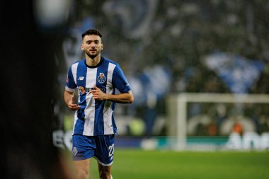 Portekiz 'deki Estadio Do Dragao' da FC Porto ve SL Benfica arasında oynanan Liga Portekiz maçı sırasında Joao Mario. (Maciej Rogowski)