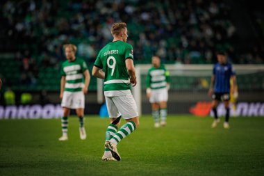 Viktor Gyokeres UEFA Avrupa Ligi maçında Portekiz 'in başkenti Lizbon' daki Estadio Jose Alvalade 'de Sporting CP ve Atalanta BC arasında oynanmıştır. (Maciej Rogowski)