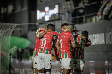 Kikas, Liga Portekiz 'de Estrela Amadora ile Casa Pia AC arasında oynanan 23 / 24 maçında attığı golü Estadio Jose Gomes, Amadora, Lizbon, Portekiz' de attığı golü kutluyor. (Maciej Rogowski)