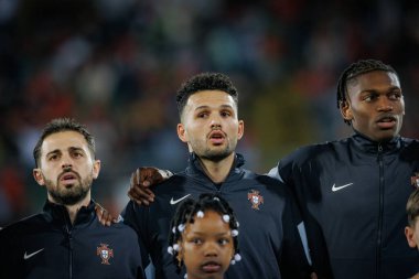 Portekiz ve İsveç milli takımları Estadio Dom Afonso Henriques, Guimaraes, Portekiz milli takımı arasındaki uluslararası dostluk maçında Bernardo Silva, Goncalo Ramos, Rafael Leao. (Maciej Rogowski)