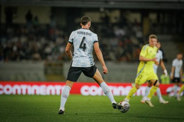 Ruben Dias, Portekiz ve İsveç milli takımı Estadio Dom Afonso Henriques, Guimaraes, Portekiz milli takımı arasında oynanan uluslararası dostluk maçı sırasında. (Maciej Rogowski)