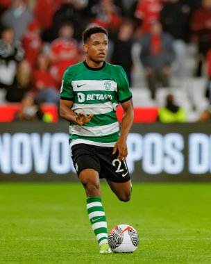 Portekiz 'in başkenti Lizbon' daki Estadio Da Luz 'da SL Benfica ile Sporting CP arasında oynanan ikinci yarı final maçında Geny Catamo. (Maciej Rogowski)