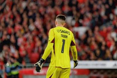 Portekiz 'in başkenti Lizbon' daki Estadio Da Luz 'da SL Benfica ile Sporting CP arasında oynanan ikinci yarı final maçında Anatoliy Trubin. (Maciej Rogowski)