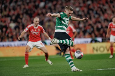 Portekiz 'in başkenti Lizbon' da Estadio Da Luz 'da oynayan SL Benfica ile Sporting CP arasında oynanan ikinci yarı final maçında Viktor Gyokeres. (Maciej Rogowski)