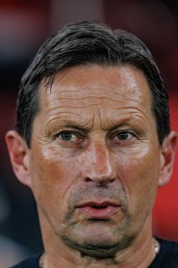 Portekiz 'in başkenti Lizbon' daki Estadio Da Luz 'da SL Benfica ile Sporting CP arasında oynanan ikinci yarı final maçında Roger Schmidt. (Maciej Rogowski)
