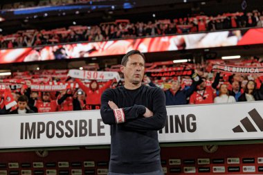 Portekiz 'in başkenti Lizbon' daki Estadio Da Luz 'da SL Benfica ile Sporting CP arasında oynanan ikinci yarı final maçında Roger Schmidt. (Maciej Rogowski)