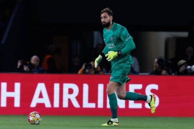 Gianluigi Donnarumma UEFA Şampiyonlar Ligi çeyrek finalinde Paris Saint-Germain FC ve FC Barcelona arasında Paris des Princes, Fransa 'da (Maciej Rogowski)