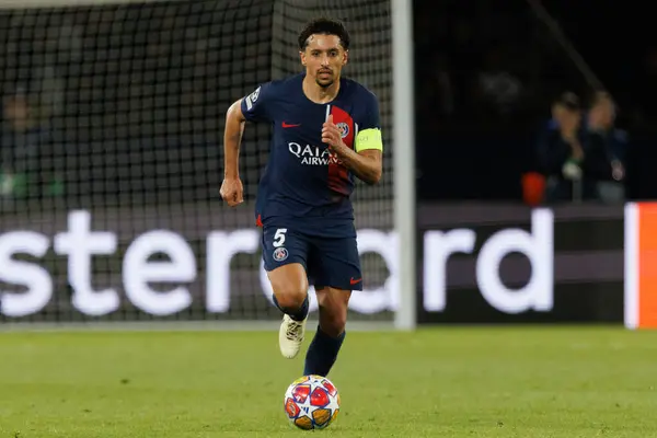 Paris Saint-Germain FC ile Paris des Princes, Paris 'te FC Barcelona arasında oynanan UEFA Şampiyonlar Ligi çeyrek finalinde Marquinhos (Maciej Rogowski))