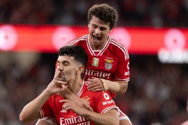 Tomas Araujo, Portekiz 'in Estadio Da Luz şehrinde oynanan Liga Portekiz maçında SL Benfica ile Moreirense FC arasında atılan golü kutlar. (Maciej Rogowski)