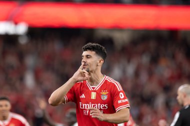 Tomas Araujo, Portekiz 'in Estadio Da Luz şehrinde oynanan Liga Portekiz maçında SL Benfica ile Moreirense FC arasında atılan golü kutlar. (Maciej Rogowski)