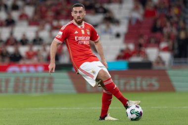 Portekiz 'in Lizbon şehrinde Estadio Da Luz' da SL Benfica ile Moreirense FC arasında oynanan Liga Portekiz maçı sırasında Orkun Kokcu. (Maciej Rogowski)