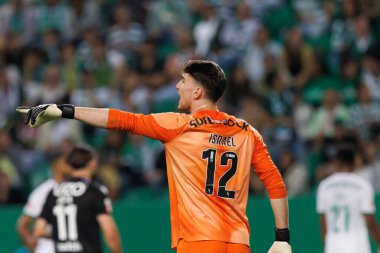 Portekiz 'in Lizbon şehrinde Estadio Jose Alvalade' de oynanan Liga Portekiz maçı sırasında Franco Israel, Sporting CP ve Vitoria SC arasında oynanmıştır. (Maciej Rogowski)