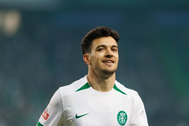 Portekiz 'in Lizbon şehrindeki Estadio Jose Alvalade' de, Sporting CP ve Vitoria SC arasında oynanan Liga Portekiz maçı sırasında Pedro Goncalf. (Maciej Rogowski)