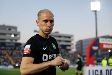 Nuno Santos, Portekiz 'in Estadio Municipal de Famalicao şehrinde FC Famalicao ile Sporting CP arasında oynanan Liga Portekiz maçı sırasında. (Maciej Rogowski)
