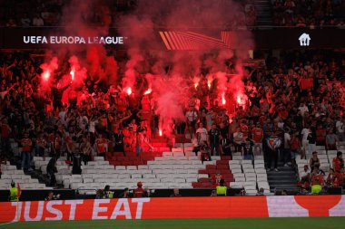 SL Benfica ve Olympique de Marseille arasında oynanan UEFA Avrupa Ligi maçında taraftarlar Estadio Da Luz, Lizbon, Portekiz 'de. (Maciej Rogowski)