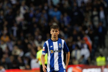 Portekiz 'deki Estadio do Dragao' da FC Porto ve Sporting CP arasında oynanan Liga Portekiz maçı sırasında Martim Fernades. (Maciej Rogowski)