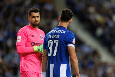 Diogo Costa, Ze Pedro Liga Portekiz maçı sırasında Estadio do Dragao, Porto, Portekiz 'de FC Porto ve Sporting CP arasında oynuyordu. (Maciej Rogowski)