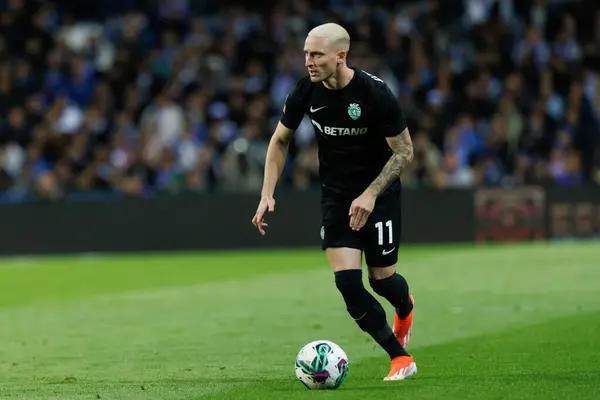 stock image Nuno Santos  during Liga Portugal game between FC Porto and Sporting CP at Estadio do Dragao, Porto,  Portugal. (Maciej Rogowski)