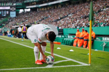 Portekiz 'in Lizbon şehrindeki Estadio Jose Alvalade' de, Sporting CP ve Portimonense SC arasında oynanan Liga Portekiz maçı sırasında Pedro Goncalf. (Maciej Rogowski)