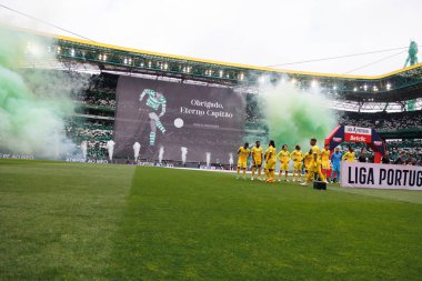 Portekiz 'deki Estadio Jose Alvalade, Lizbon' da Liga Portekiz maçı sırasında Sporting CP ve Portimonense SC arasında oynanan Sporting CP taraftarları. (Maciej Rogowski)