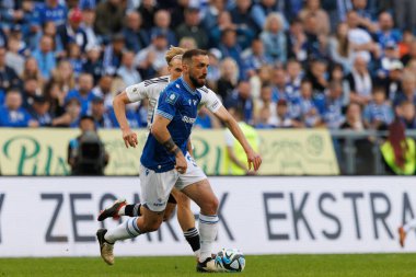 PKO BP Ekstraklasa maçında Nika Kvekveskiri, Lech Poznan ve Legia Warszawa arasında Enea Stadyumu, Poznan, Polonya (Maciej Rogowski))