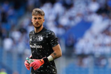 Kacper Tobiasz PKO BP Ekstraklasa maçı sırasında Lech Poznan ve Legia Warszawa arasında Enea Stadyumu, Poznan, Polonya (Maciej Rogowski)