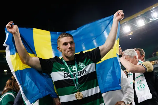 Portekiz 'deki Estadio Jose Alvalade, Lizbon' daki Liga Portekiz maçı sırasında Viktor Gyokeres, Sporting CP ve GD Chaves arasında oynanmıştır. (Maciej Rogowski)