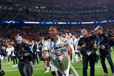 Borussia Dortmund ve Real Madrid (Maciej Rogowski) arasında oynanan 2024 Şampiyonlar Ligi final maçı sırasında David Alaba)