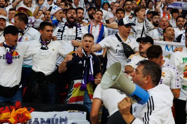 Şampiyonlar Ligi 2024 finalinde Real Madrid taraftarları Borussia Dortmund ve Real Madrid (Maciej Rogowski)