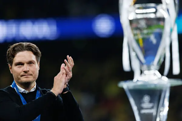 Edin Terziç, Borussia Dortmund ve Real Madrid (Maciej Rogowski) arasında oynanan 2024 Şampiyonlar Ligi final maçında)