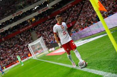 Polonya ve Ukrayna milli takımları arasındaki PGE Narodowy, Varşova, Polonya 'da oynanan dostça maç sırasında Sebastian Szymanski 