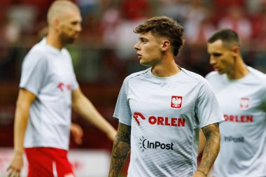 Polonya ve Ukrayna milli takımları arasında oynanan PGE Narodowy, Varşova, Polonya 'da oynanan dostça maç sırasında Nicola Zalewski 