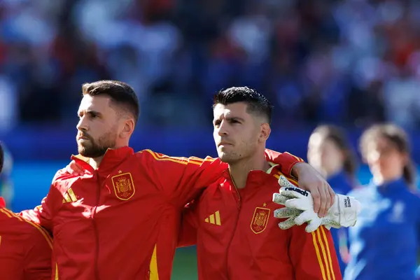 Unai Simon, Alvaro Morata UEFA Euro 2024 maçında İspanya ve Hırvatistan milli takımları arasında Olympiastadion, Berlin, Almanya (Maciej Rogowski))