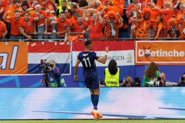 Cody Gakpo, Polonya ve Hollanda milli takımları arasında Olympiastadion, Berlin, Almanya 'da oynanan 2024 UEFA Euro 2024 maçında attığı golü kutluyor. (Maciej Rogowski))