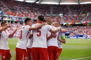 Adam Buksa, Polonya ve Hollanda milli takımları arasında Olympiastadion, Berlin, Almanya 'da oynanan 2024 UEFA Euro 2024 maçında gol attıktan sonra kutluyor (Maciej Rogowski)