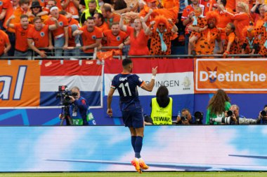 Cody Gakpo, Polonya ve Hollanda milli takımları arasında Olympiastadion, Berlin, Almanya 'da oynanan 2024 UEFA Euro 2024 maçında attığı golü kutluyor. (Maciej Rogowski))