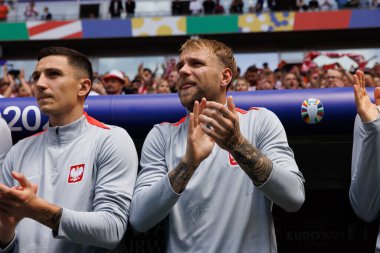 Bartosz Slisz, Tymoteusz Puchacz UEFA Euro 2024 maçında Polonya ve Hollanda milli takımları arasında Olympiastadion, Berlin, Almanya (Maciej Rogowski))
