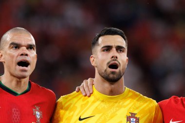 Pepe, Diogo Costa, UEFA Euro 2024 maçında Portekiz ve Çek Cumhuriyeti milli takımları arasında Red Bull Arena 'da (Maciej Rogowski)