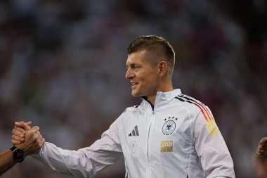 Toni Kroos, İsviçre ve Almanya milli takımları arasında Deutsche Bank Park 'ta (Maciej Rogowski)