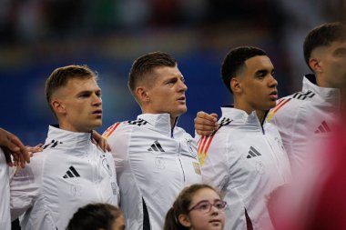 Joshua Kimmich, Toni Kronos ve Jamal Musiala, İsviçre ve Almanya milli takımları arasında oynanan UEFA Euro 2024 maçında Deutsche Bank Park 'ta (Maciej Rogowski)